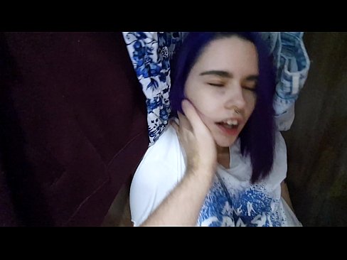 ❤️ Na maua lo'u tuafafine i totonu o le kapoti ma fesoasoani ia te ia e fa'ama ️ Pono vk ☑